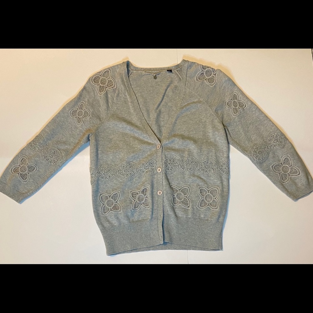 Anthropologie Knitted & Knotted gray cardigan